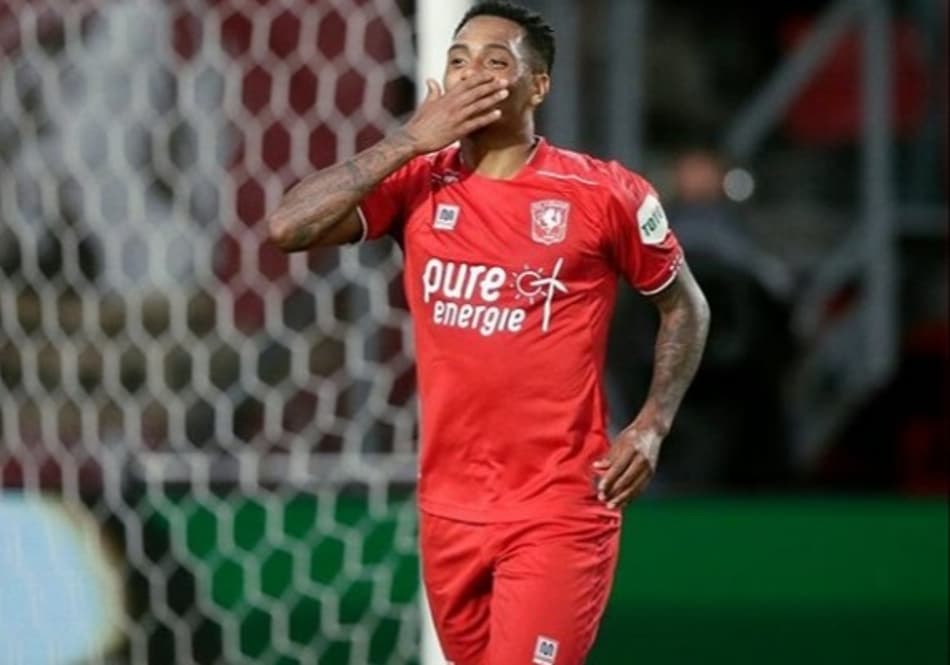 Danilo marca duas vezes e sobe na artilharia do Campeonato Holandês