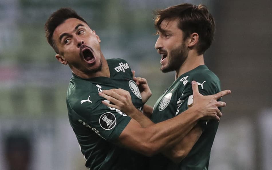 Matías Viña celebra ‘melhor jogo’ pelo Palmeiras e adeus ao capacete