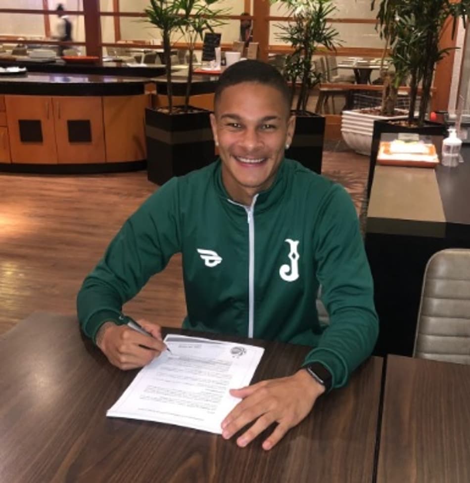 Igor renova contrato com o Juventude até 2023