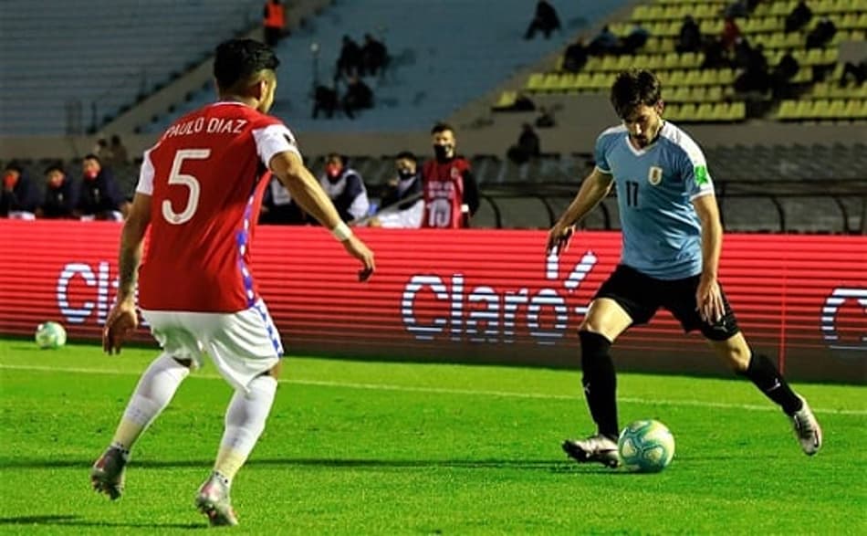 Com gol nos acréscimos, Uruguai vence o Chile em Montevidéu