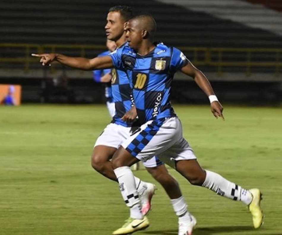 Colombiano: DIM massacra, Boyacá Chicó respira e Águilas vence