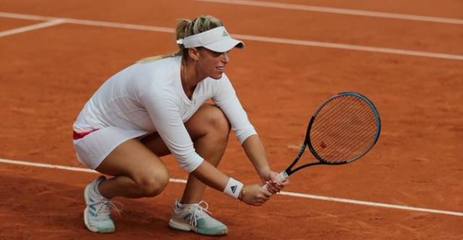 Alexa Guarachi em disputa de duplas em Roland Garros