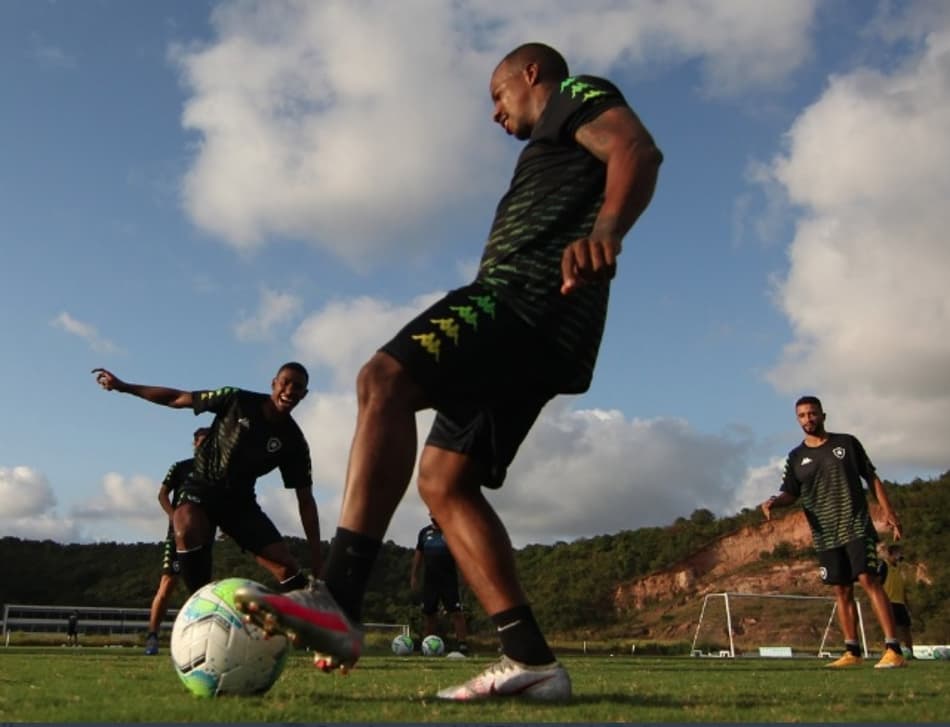 Botafogo tenta, diante do Sport, ‘decolar’ de vez no Brasileirão
