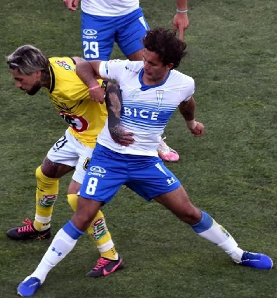 Chileno: Católica tropeça e não abre distância larga na liderança