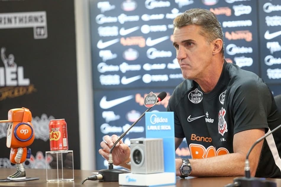 Na chegada ao Corinthians, Mancini explica episódio de áudio vazado: ‘Pedi desculpas e peço de novo’