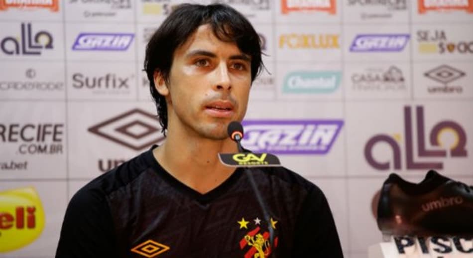 VÍDEO: Por recuperação, Ricardinho fala em 'volta por cima' no Sport