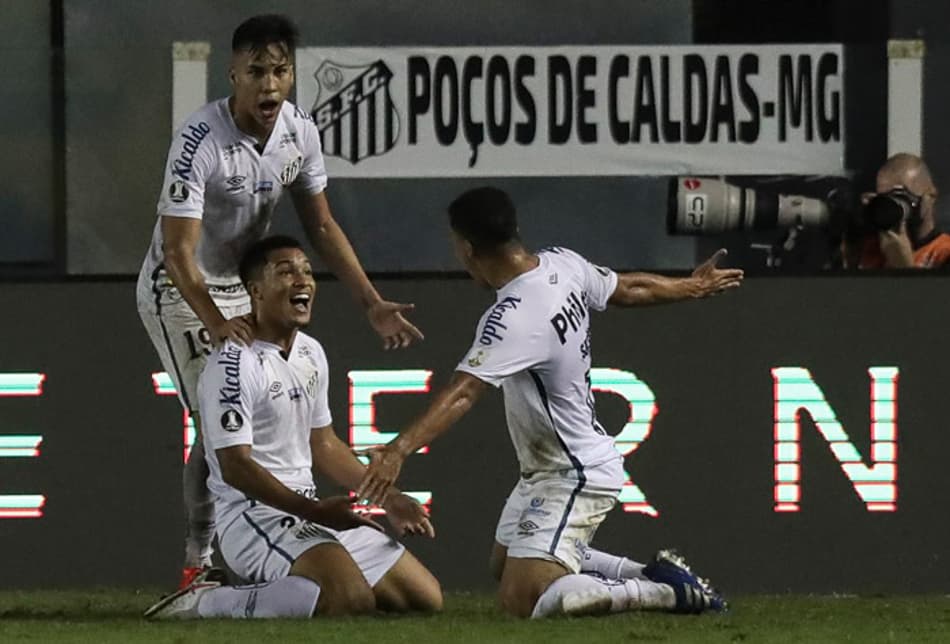 Santos x LDU-EQU: Retrospecto do confronto das oitavas é equilibrado