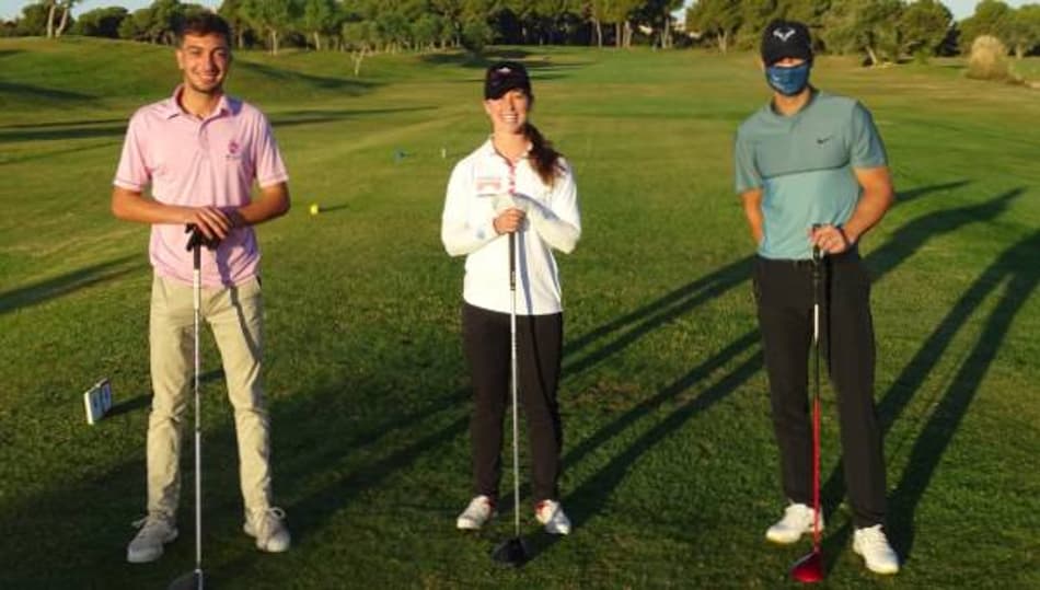 Nadal termina o dia entre os 3 melhores no campeonato de golfe de Mallorca