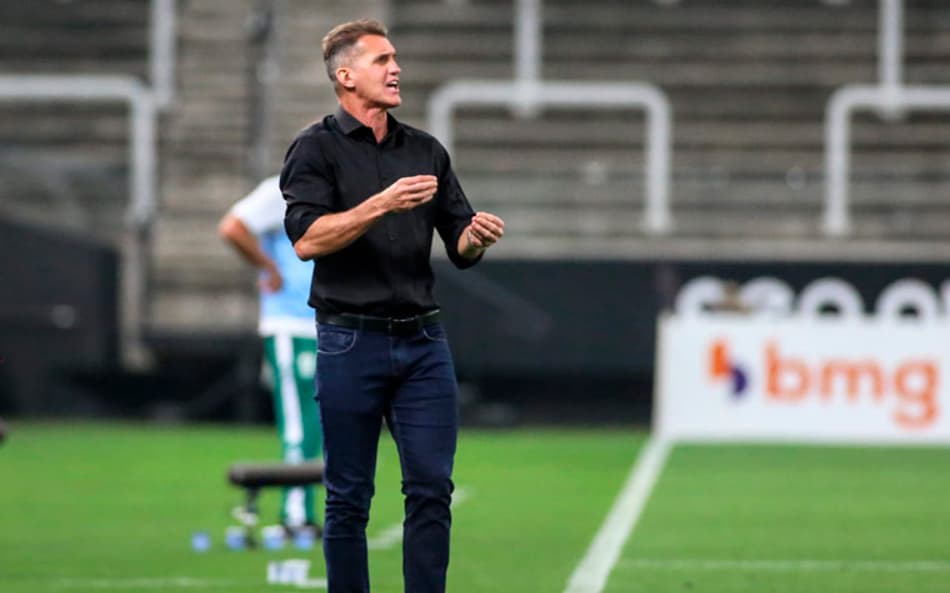Mancini analisa jogo do Corinthians: ‘Há uma distância entre o que foi pedido e o que está sendo feito’