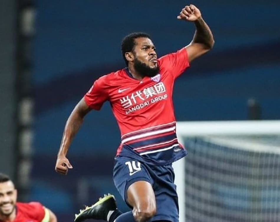 Hoje na Ásia, ex-Athletico disse que esteve perto de acertar com o Corinthians