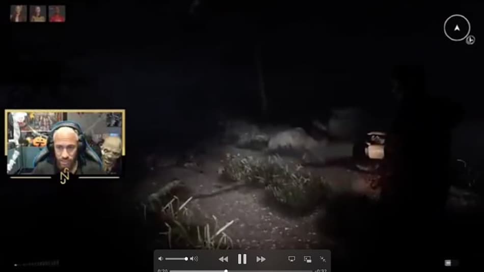 Neymar leva susto após ser 'trollado' por Gabriel Jesus e amigos em live