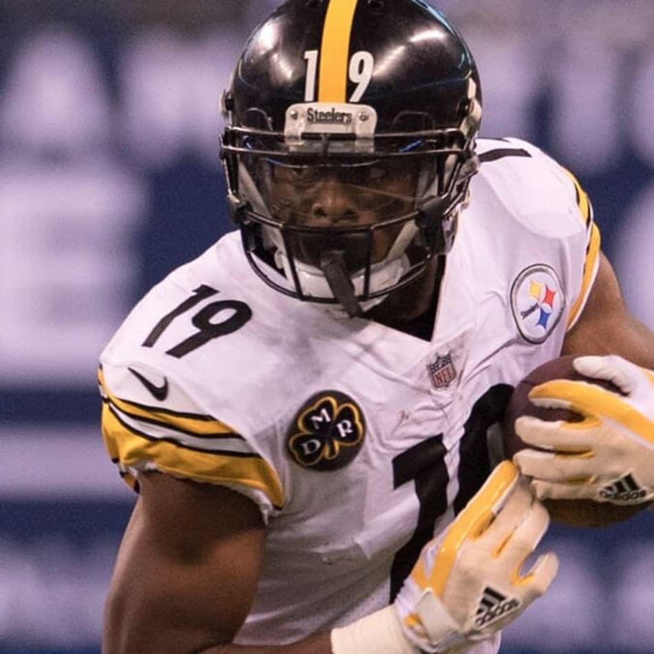 Jogadores do Pittsburgh Steelers são multados pela NFL por motivo inusitado