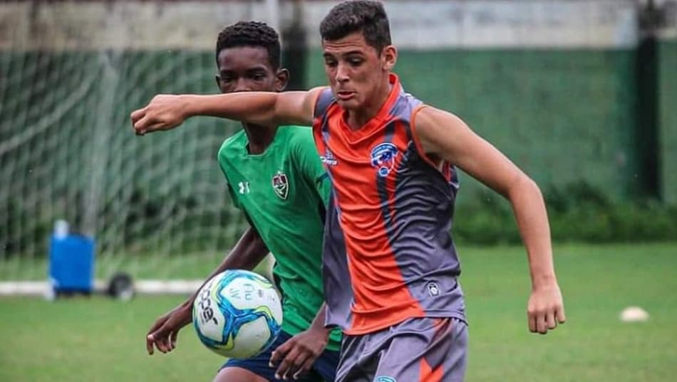 Ex-parceiro de Reinier, Ryan é promessa do Duque de Caxias