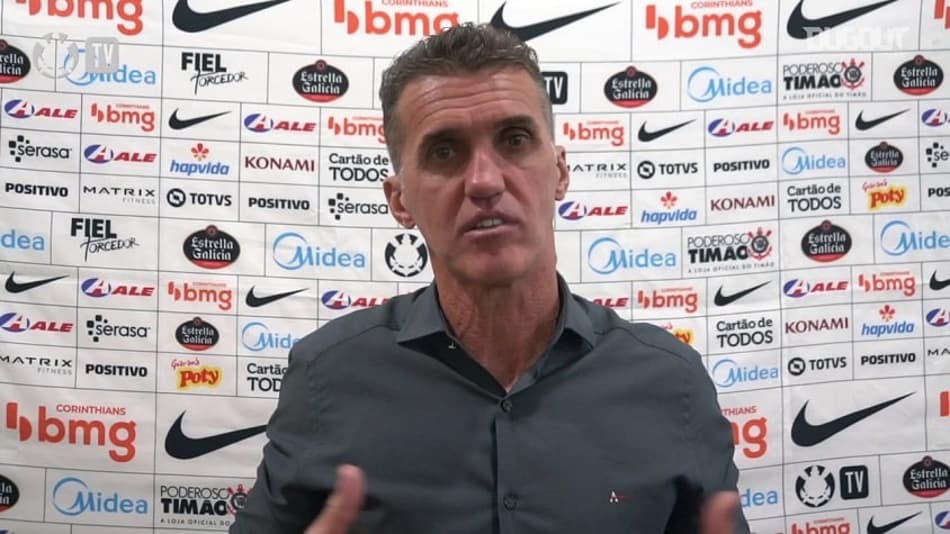Mancini cita lentidão para explicar mudanças no Corinthians: 'Gás novo'