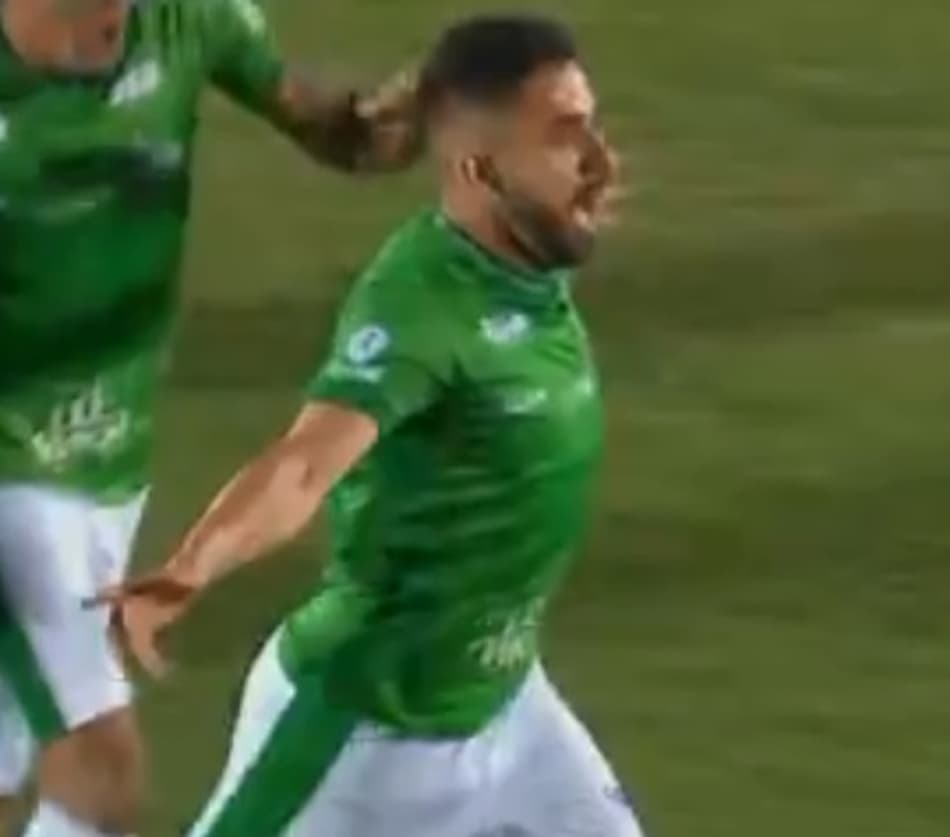 Com gol nos minutos finais, Guarani derrota o CSA