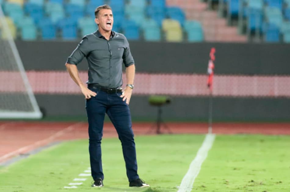 Mancini prega pés no chão para o Corinthians no Brasileiro: ‘Não adianta sonhar com coisas irreais’