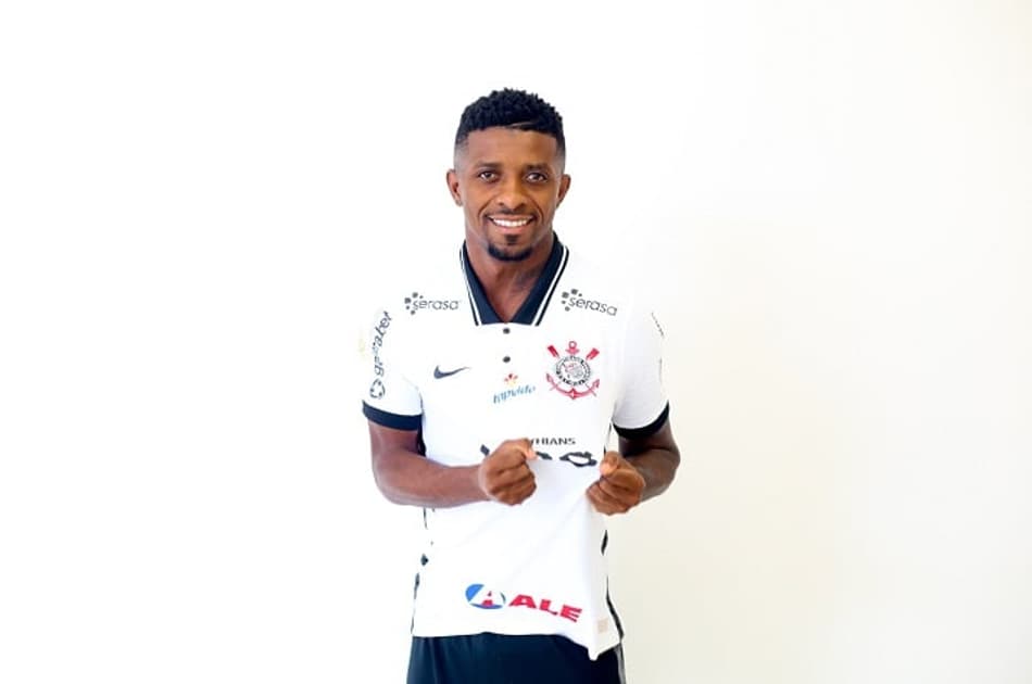 Com Cafú, Corinthians chega ao 13º reforço na temporada 2020; relembre