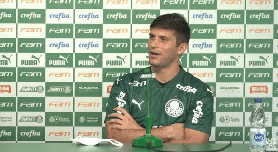 No Chile, Kuscevic fala sobre momento no Palmeiras e convocação para amistosos