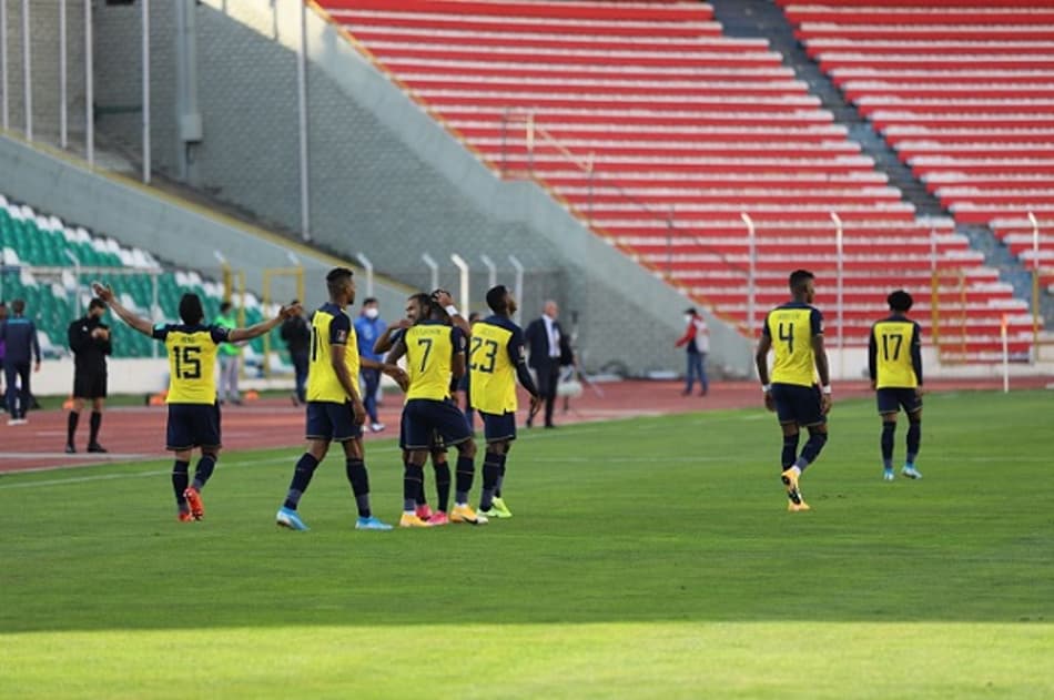 Equador abre rodada das Eliminatórias vencendo fora de casa a Bolívia