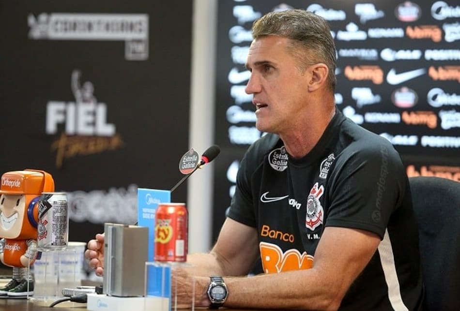 Mancini projeta postura do Corinthians contra o Atlético-MG: ‘Tem de se superar em alguma coisa’
