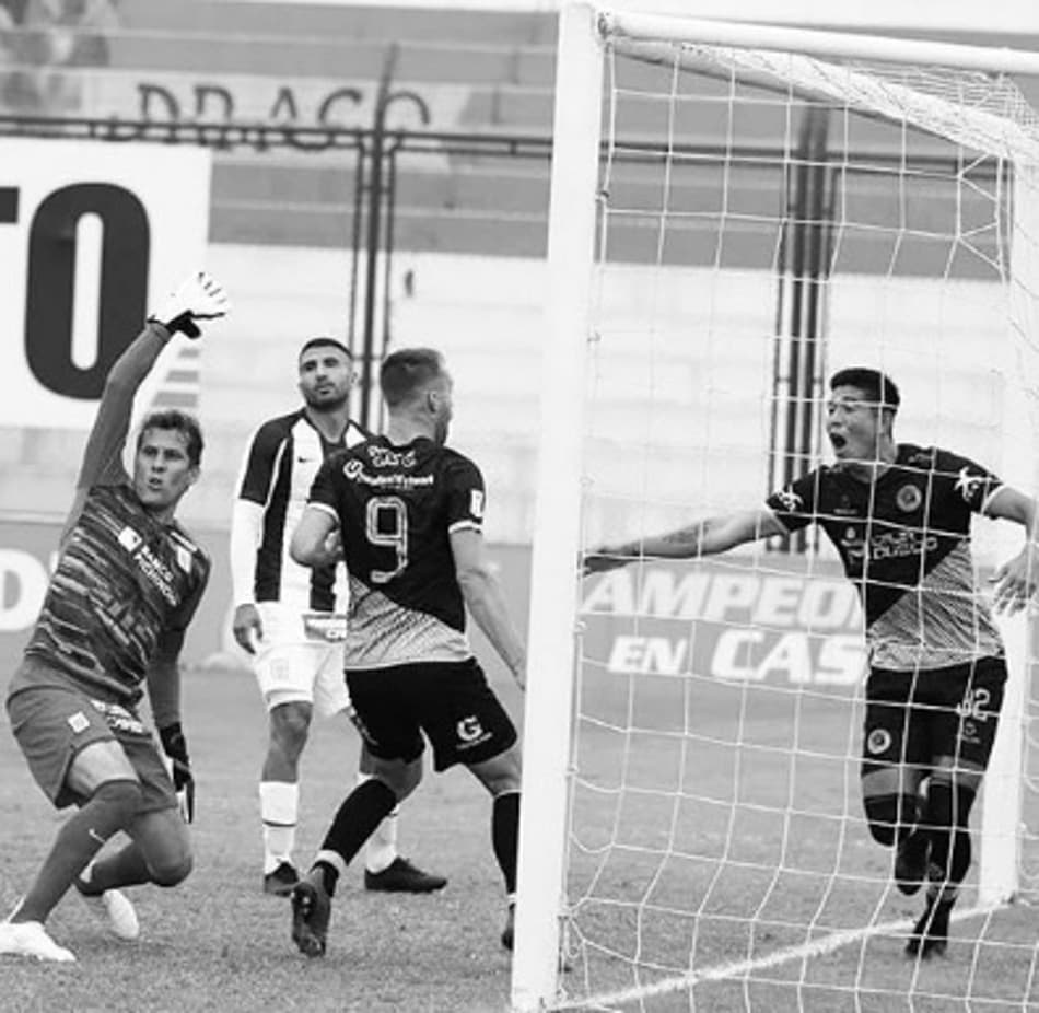 Peruano: Gigante vive calvário em dia marcado por muitos gols