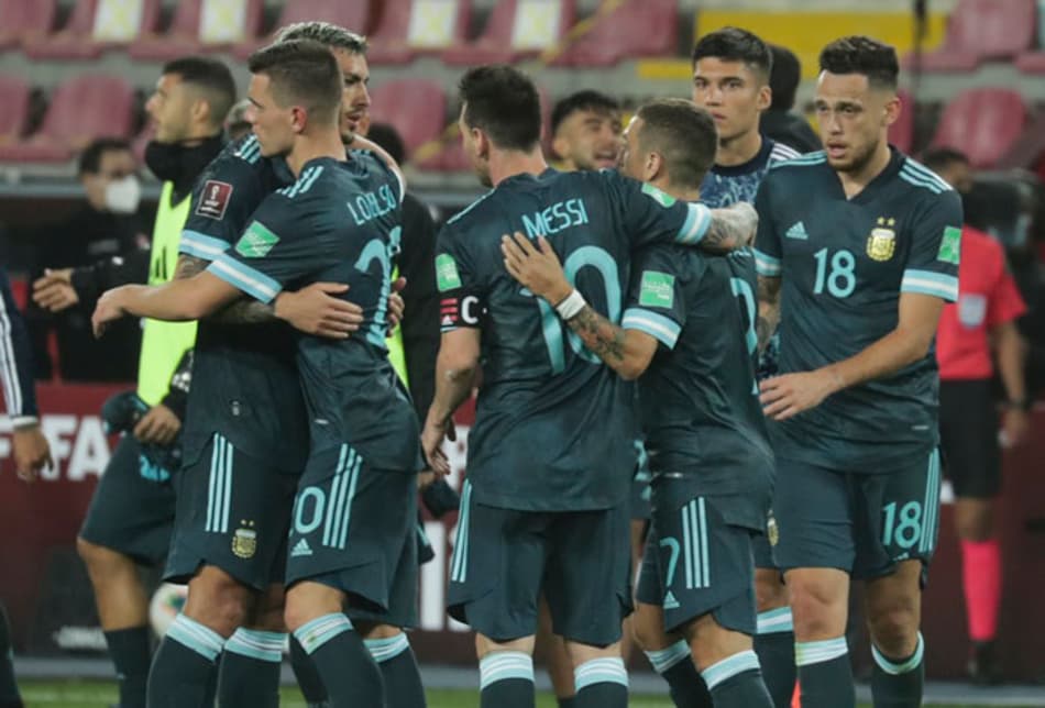 VÍDEO: Veja os gols da vitória da Argentina contra o Peru pelas Eliminatórias