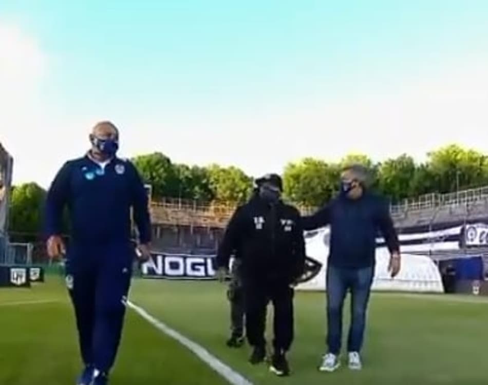 Maradona: Última aparição pública foi cercada de homenagens; Assista