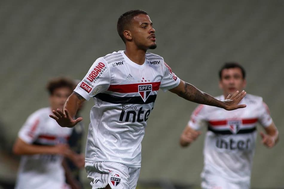 ATUAÇÕES: Volpi vai bem no gol e Diego Costa é decisivo no empate do São Paulo