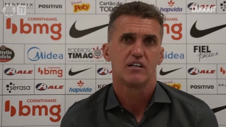 Mancini pede paciência para escalar Luan e Cazares juntos no Corinthians