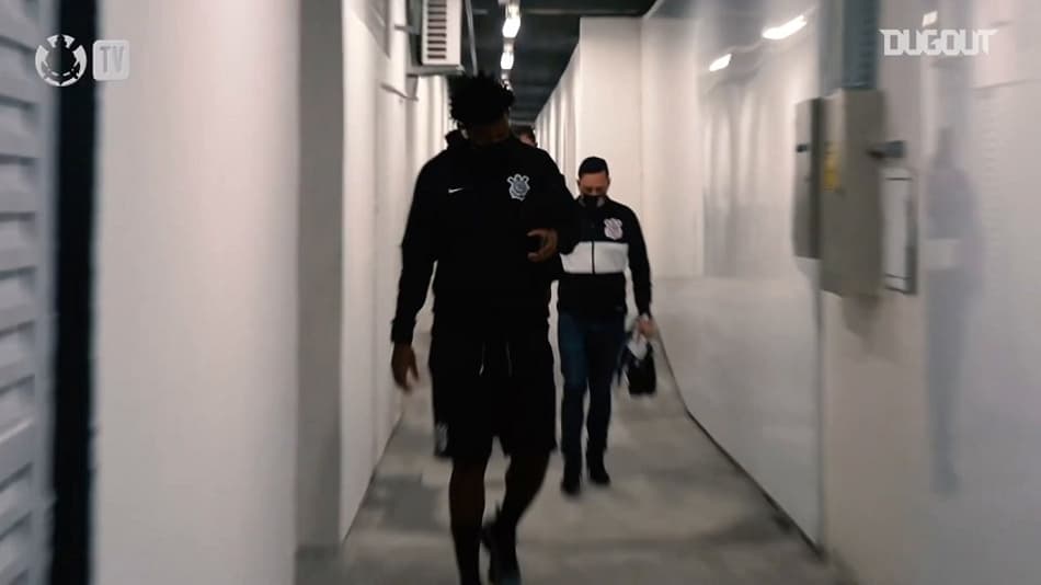 Confira imagens dos bastidores da vitória do Corinthians sobre o Coxa