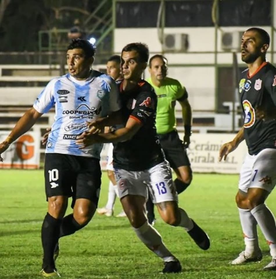 Empate marca a abertura da 8ª rodada do Clausura Paraguaio