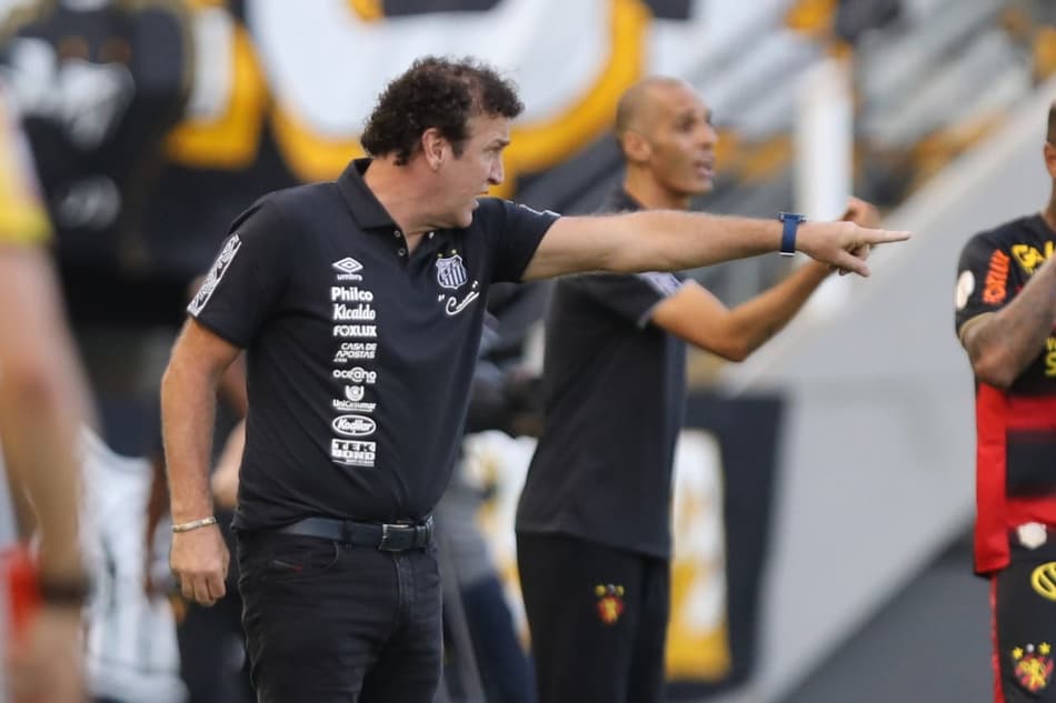 Cuca valoriza segundo tempo ‘precioso’ do Santos e explica opção por John