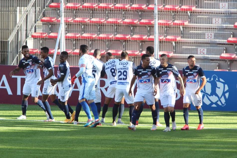 Sul-Americana: Borja marca com 26 segundos, Barranquilla sofre, mas avança nos pênaltis