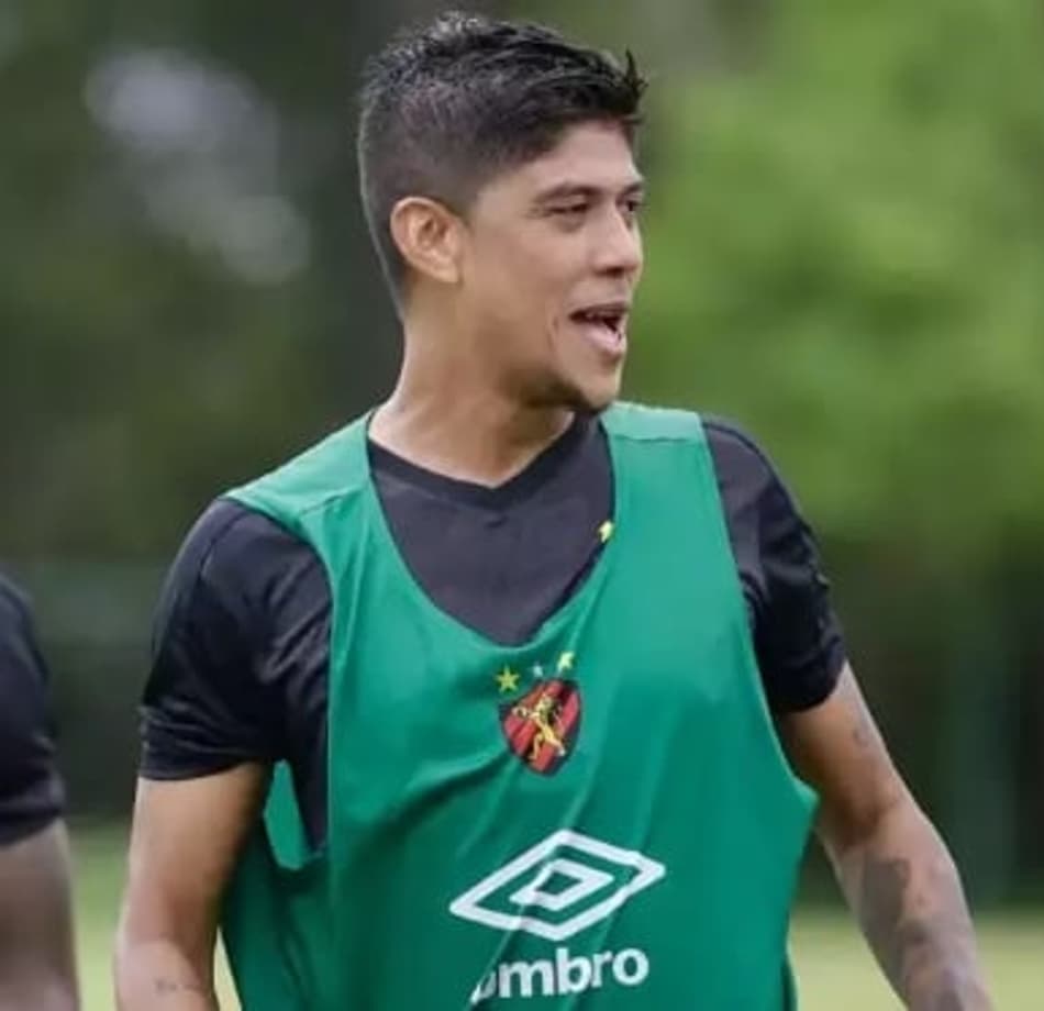 Betinho sobre duelo contra o Coritiba: ‘Precisamos somar pontos’
