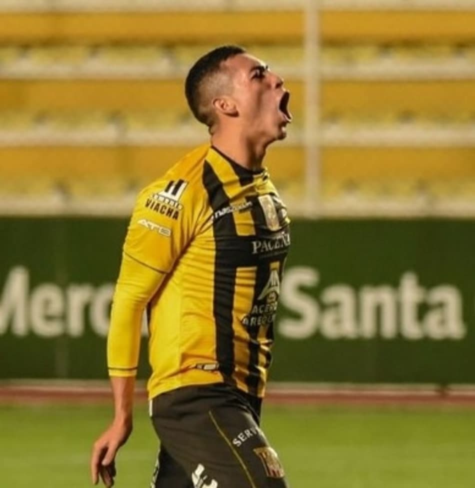 Boliviano: The Strongest vence e abre vantagem na liderança