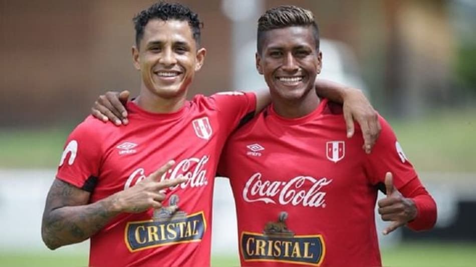 Ex-Vasco parabenizou companheiro de seleção por título no México