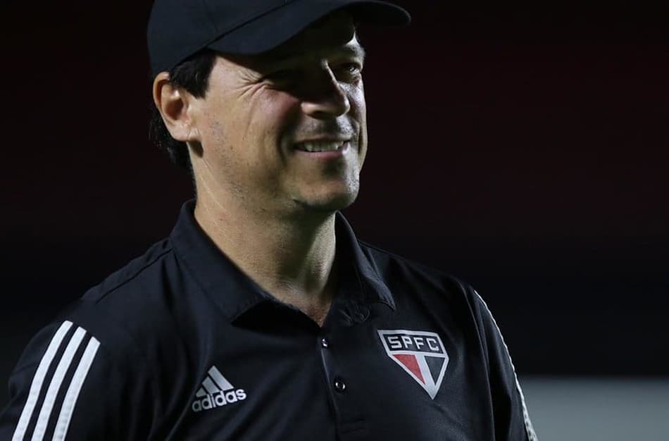 Diniz quebra tabu contra Sampaoli e destaca admiração pelo argentino