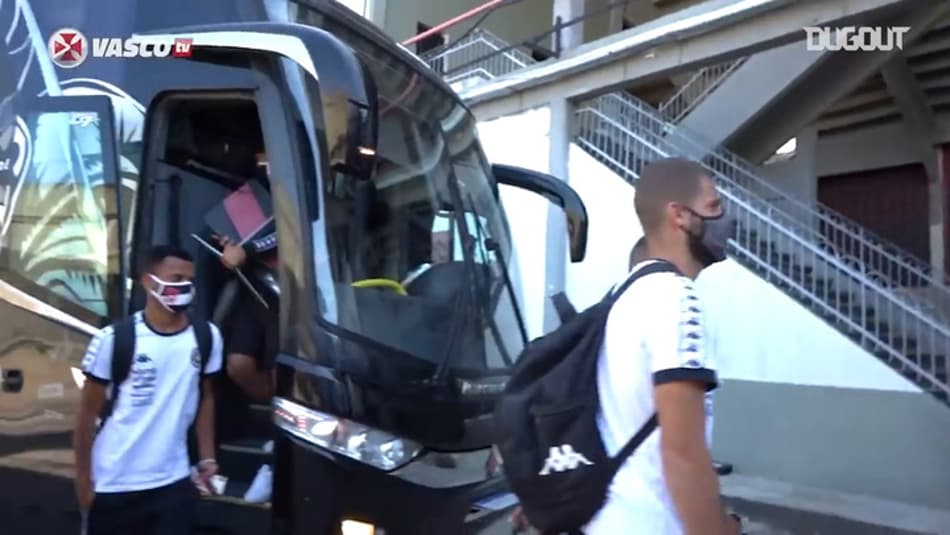 Veja os bastidores da vitória do Vasco sobre o Santos em São Januário