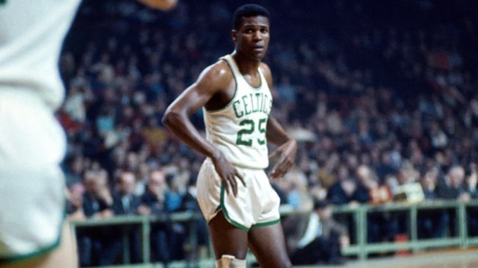 Lenda do Celtics, K.C. Jones morre aos 88 anos