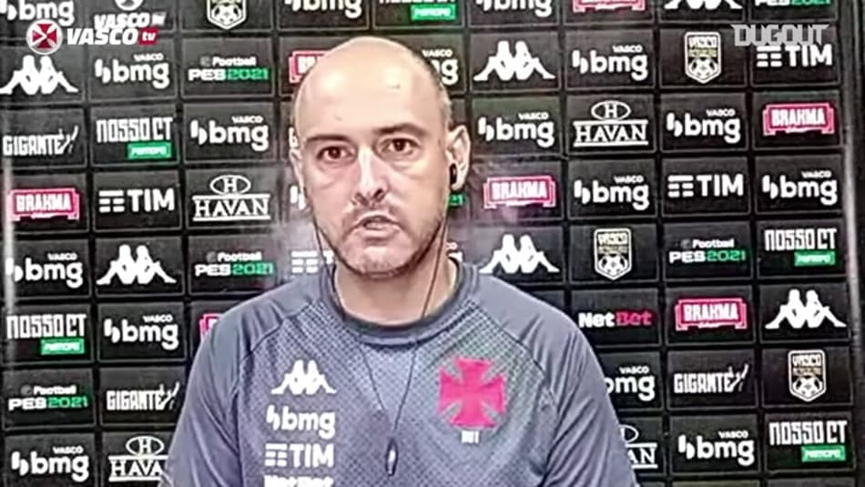 Auxiliar de Ricardo Sá Pinto lamenta mau início do Vasco: ‘O Athletico-PR soube aproveitar os nossos erros’