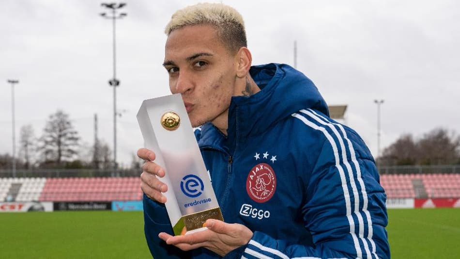 Na Holanda, Antony é eleito o melhor jogador de dezembro