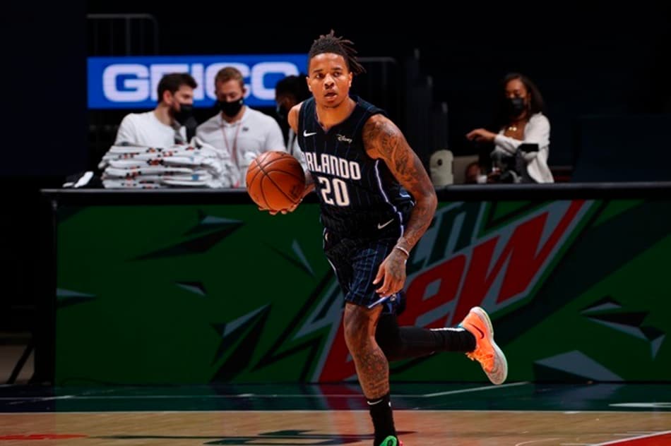 Lesão no joelho tira Markelle Fultz da temporada