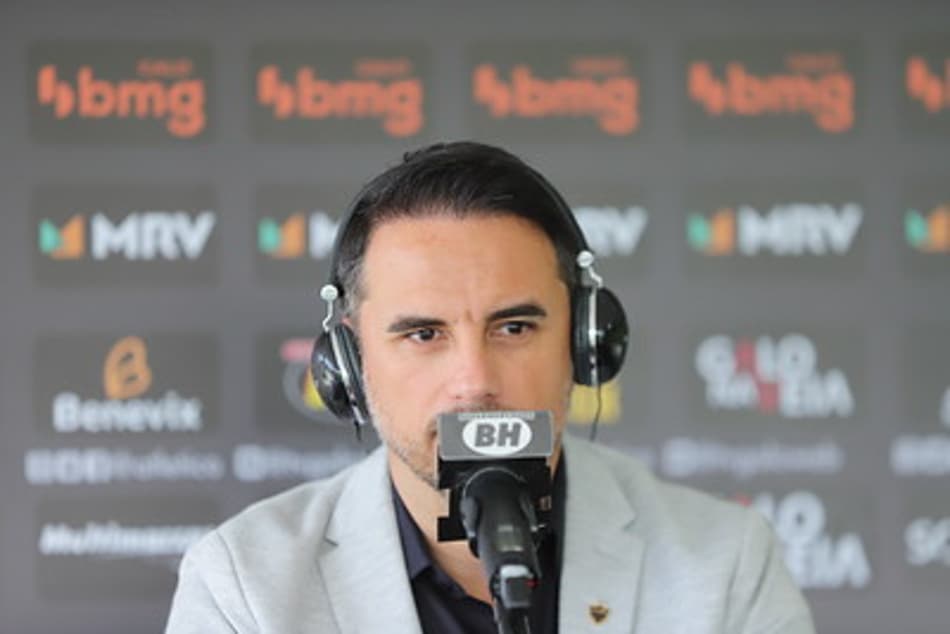 Rodrigo Caetano fala sobre papo com Mattos e que início de gestão será para ‘atrapalhar o mínimo possível’