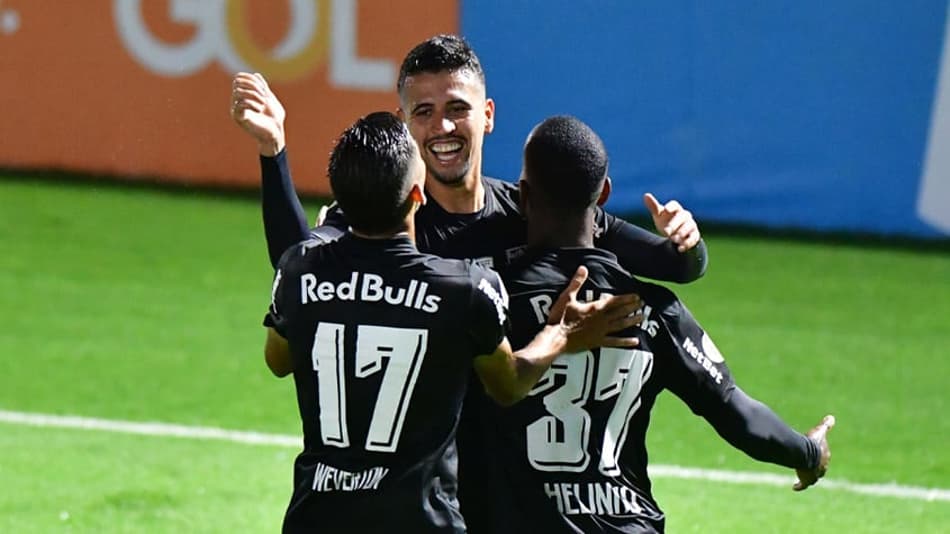 Vídeo: veja os gols do empate entre RB Bragantino e Atlético-MG pela 29ª rodada do Brasileiro