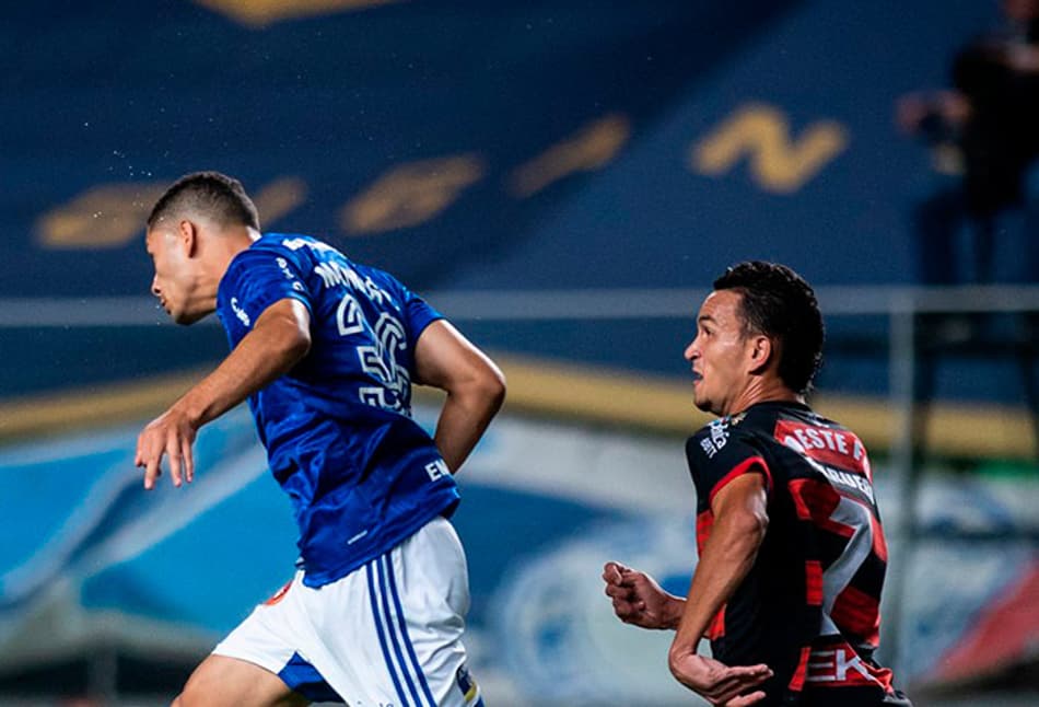 Cruzeiro joga mal e perde para o lanterna Oeste no Independência pela Série B do Brasileirão