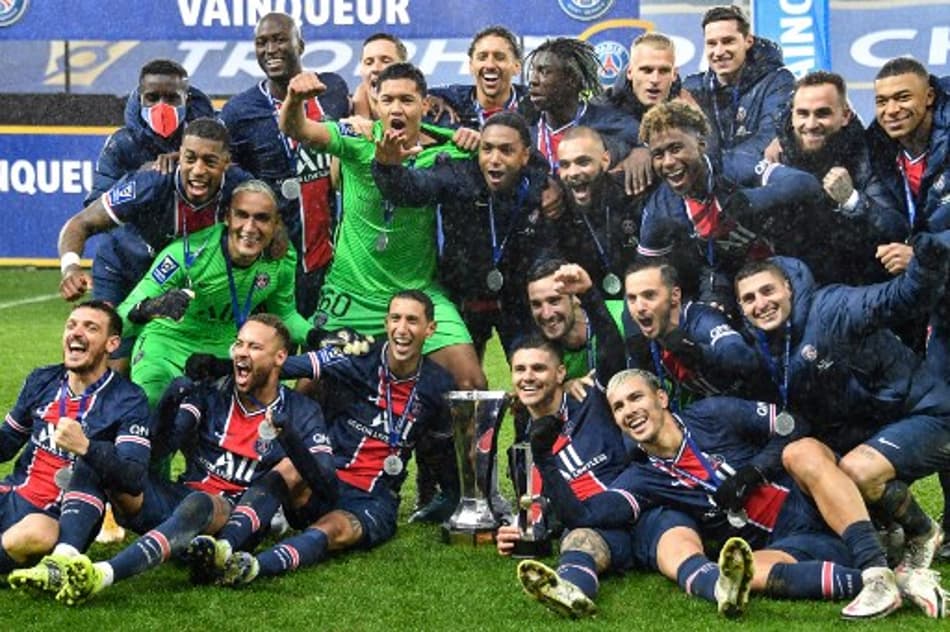 Veja os bastidores da festa do PSG pelo título da Supercopa da França