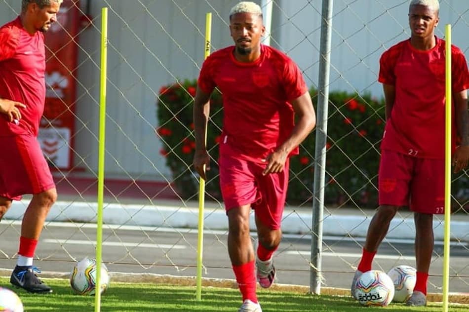 36ª rodada pode garantir CRB de vez na Série B e lateral diz: ‘É decisão’