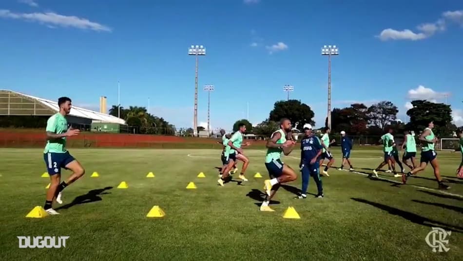 Veja como foi o último treino do Flamengo em Brasília antes do duelo decisivo contra o Palmeiras