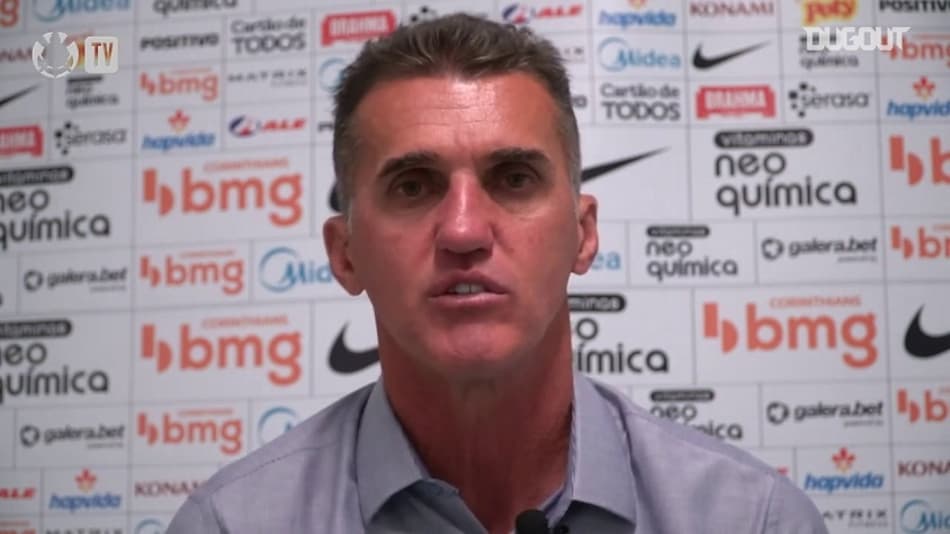 VÍDEO: Mancini admite queda de rendimento do Corinthians: ‘Não vou dar desculpa, tem que melhorar’