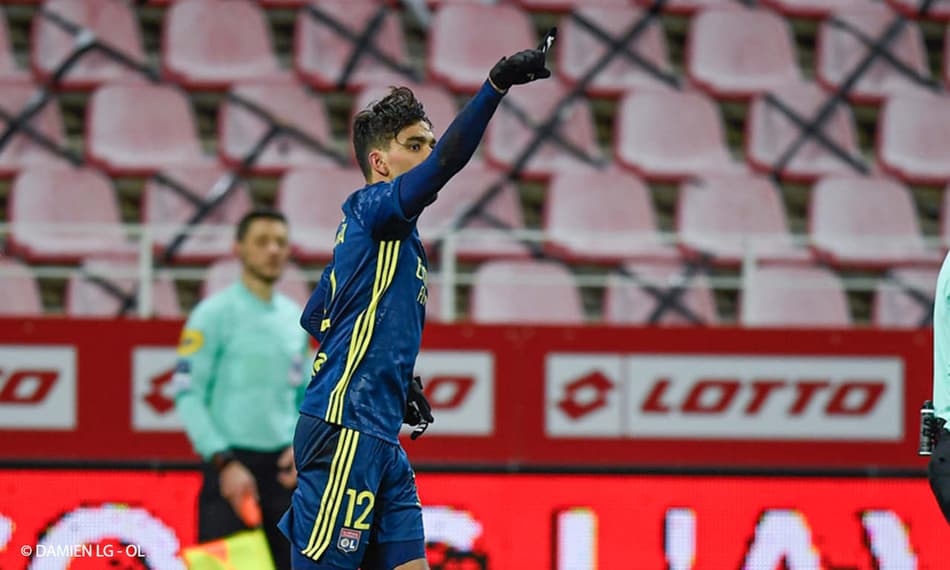 Lucas Paquetá celebra gol e diz que Lyon segue firme na briga pelo título francês: 'Resultado fundamental'